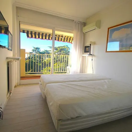 Le Lys Two Bedrooms 칸느