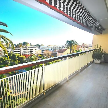 Le Lys Two Bedrooms Apartamento Cannes